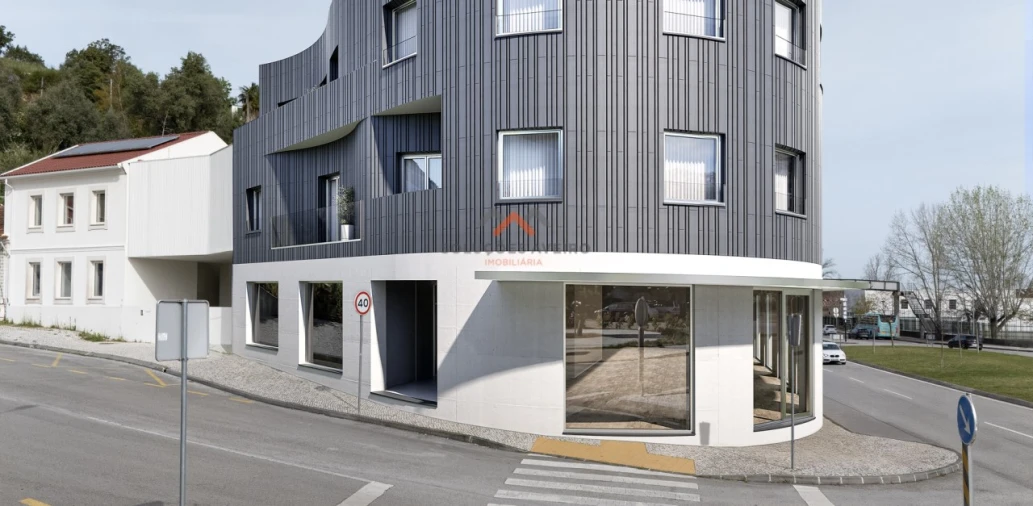 Apartamento T1 para Venda em Santa Clara e Castelo Viegas Foto 3