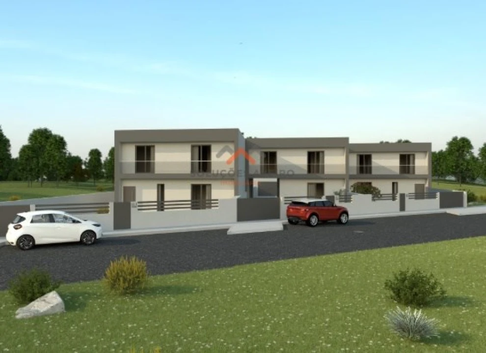 Moradia T4 para Venda em Oliveira do Bairro Foto 3