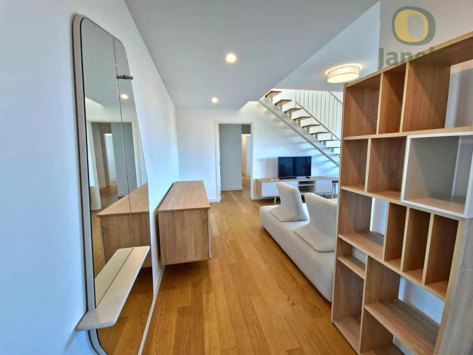 Apartamento T2 para Venda em Faro (Sé e São Pedro) Foto 13