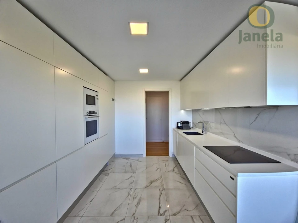 Apartamento T2 para Venda em Faro (Sé e São Pedro) Foto 18