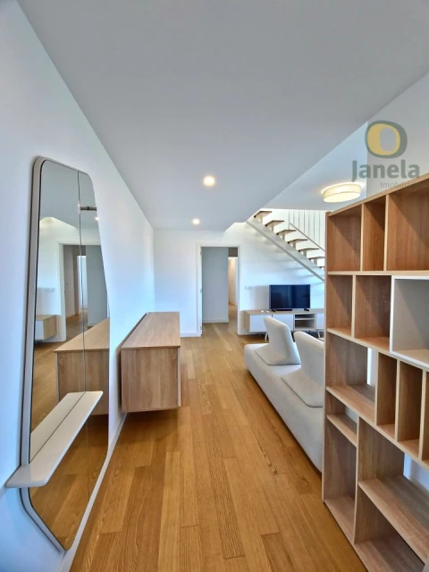 Apartamento T2 para Venda em Faro (Sé e São Pedro)