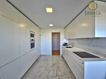 Apartamento T2 para Venda em Faro (Sé e São Pedro)