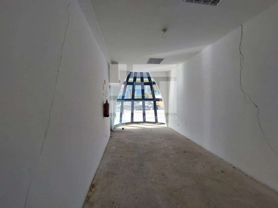 Loja para Venda em Albufeira e Olhos de Água Foto 15