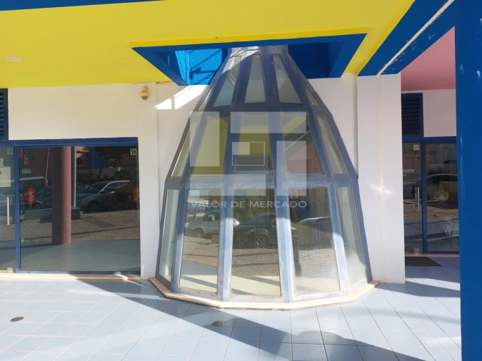 Loja para Venda em Albufeira e Olhos de Água Foto 3