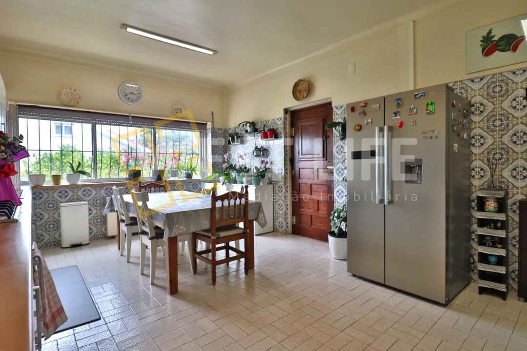 Moradia T5 para Venda em Azeitão (São Lourenço e São Simão) Foto 10