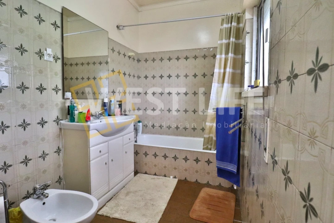 Moradia T5 para Venda em Azeitão (São Lourenço e São Simão) Foto 27