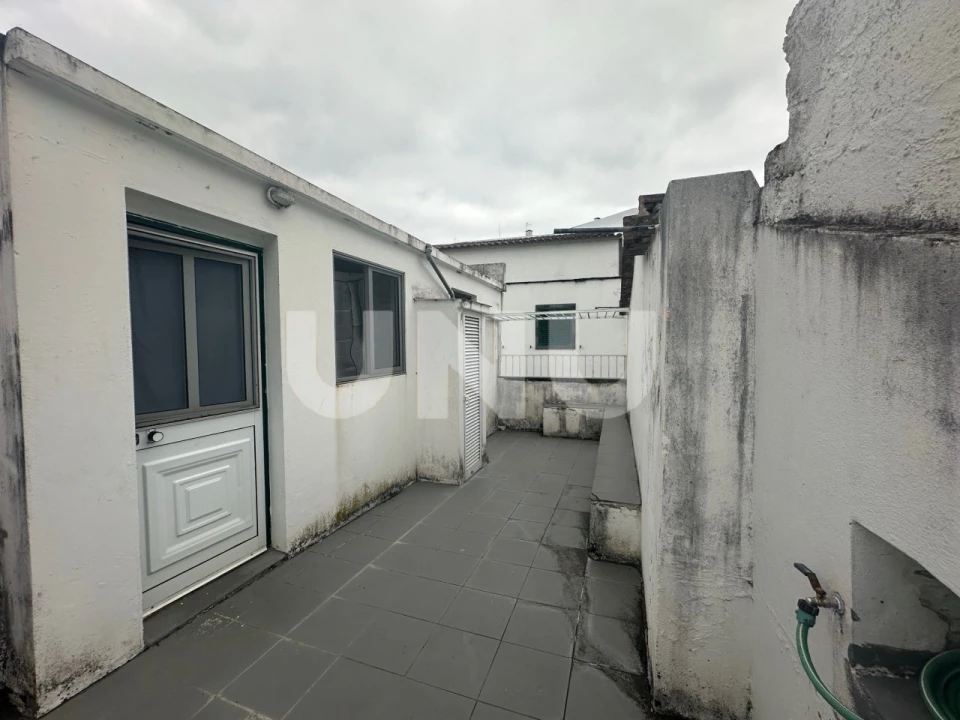 Moradia T5 para Venda em Lagoa (Santa Cruz) Foto 26