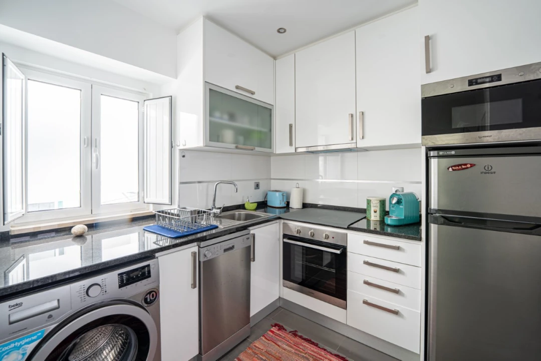 Apartamento T1 para Venda em Nazare Foto 3