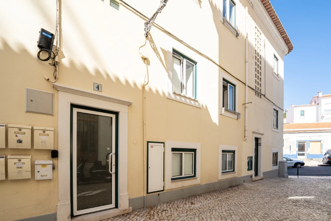 Apartamento T1 para Venda em Nazare Foto 14