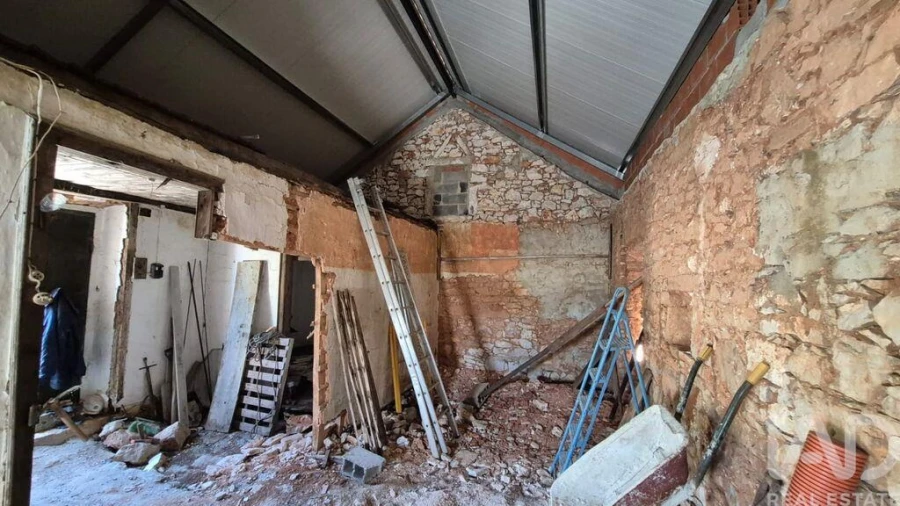 Moradia T2 para Venda em Minde Foto 20