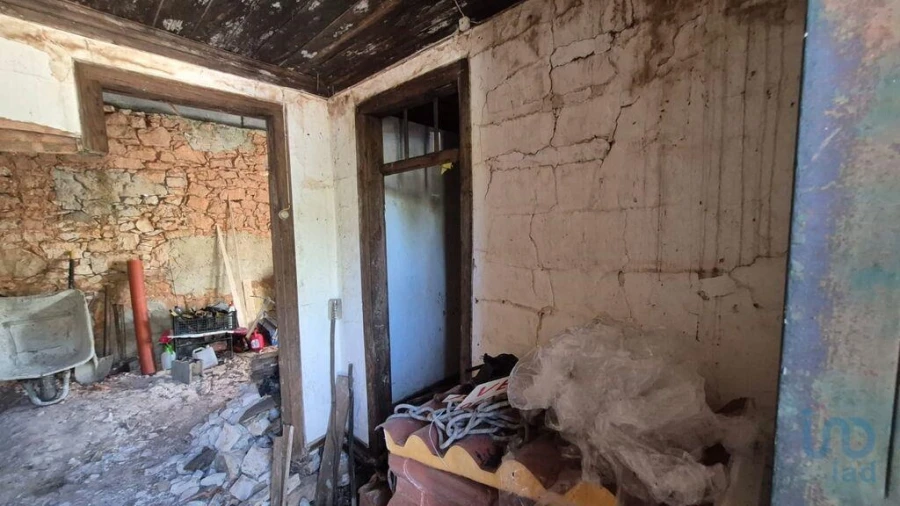 Moradia T2 para Venda em Minde Foto 13