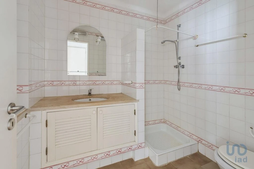 Moradia T3 para Venda em Quinta do Anjo Foto 10