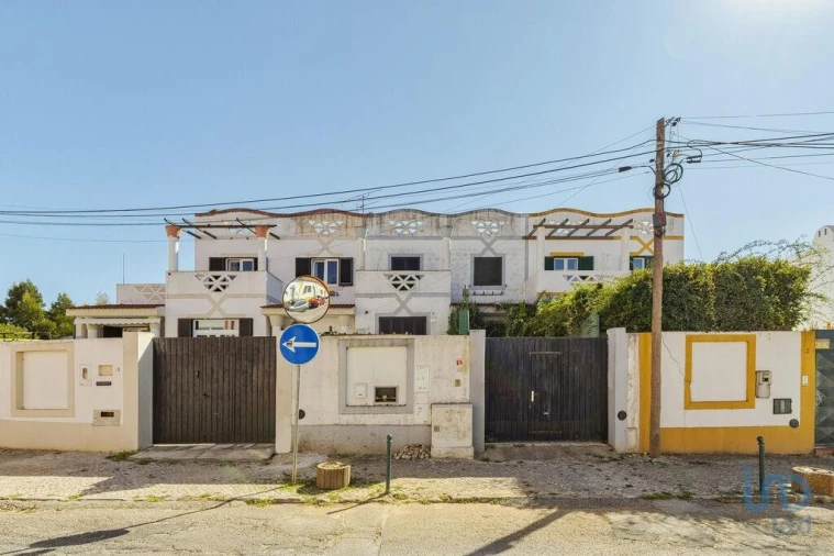 Moradia T3 para Venda em Quinta do Anjo Foto 3