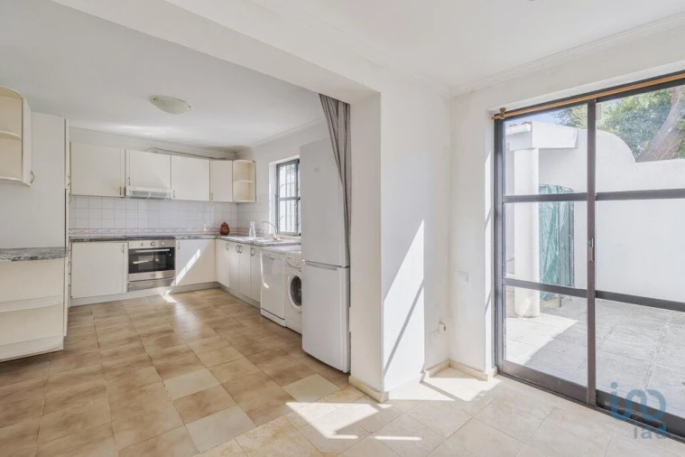 Moradia T3 para Venda em Quinta do Anjo Foto 9