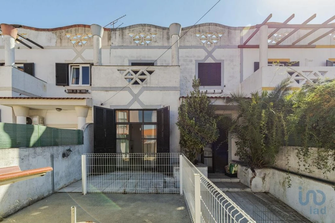 Moradia T3 para Venda em Quinta do Anjo Foto 4