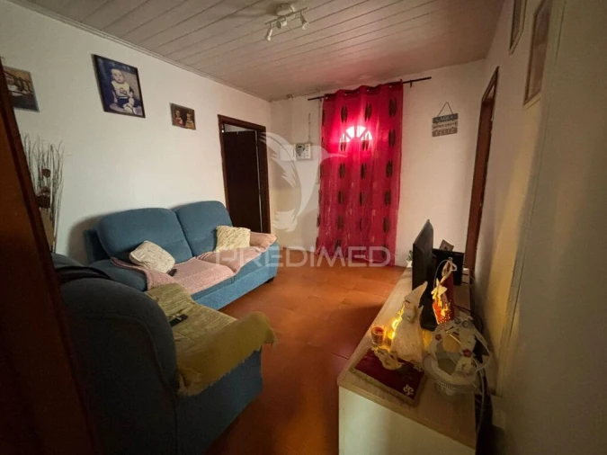 Moradia T3 para Venda em Posto Santo Foto 3