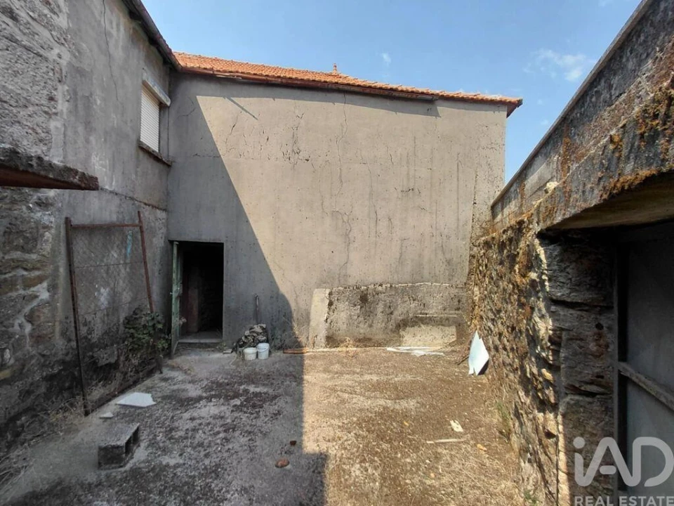 Moradia T3 para Venda em Castro Laboreiro e Lamas de Mouro Foto 30