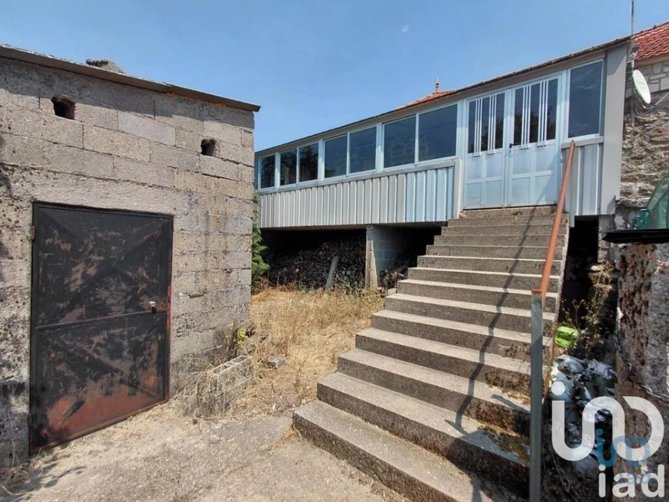 Moradia T3 para Venda em Castro Laboreiro e Lamas de Mouro Foto 3