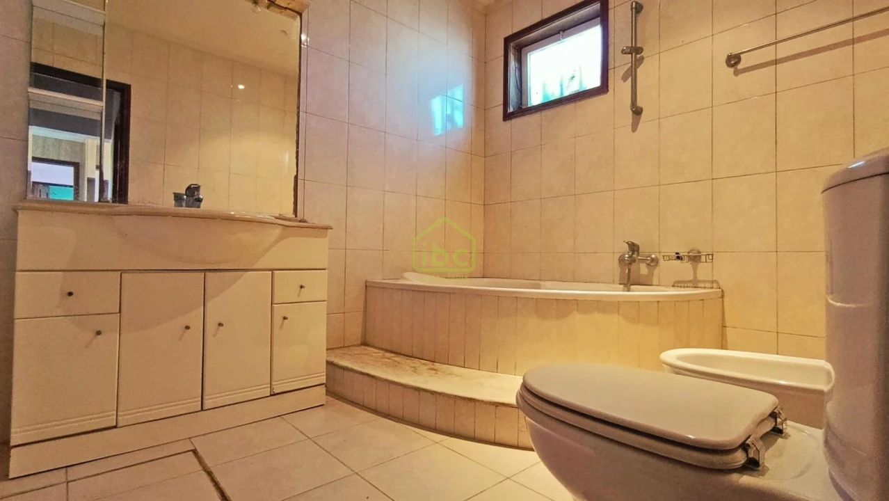 Moradia T4 para Venda em Estela Foto 19