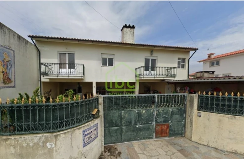 Moradia T4 para Venda em Estela