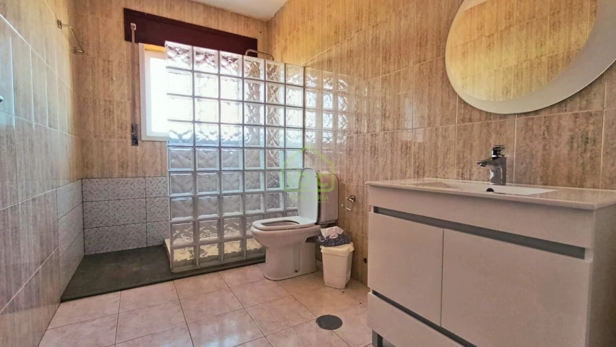 Moradia T4 para Venda em Estela Foto 7