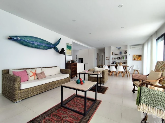 Moradia T4 para Venda em Cela Foto 5