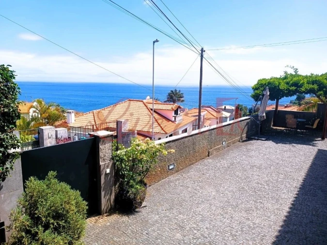 Moradia T3 para Venda em São Martinho Foto 5