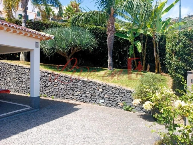 Moradia T3 para Venda em São Martinho Foto 2