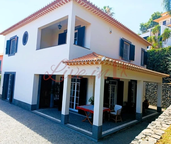 Moradia T3 para Venda em São Martinho