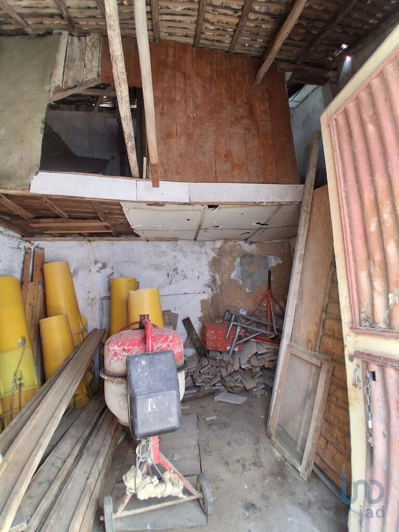Moradia T1 para Venda em Lagos (São Sebastião e Santa Maria) Foto 4