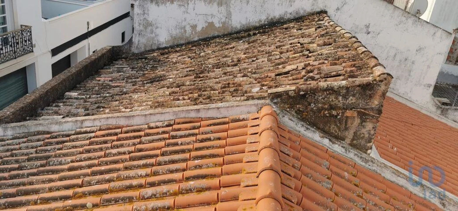Moradia T1 para Venda em Lagos (São Sebastião e Santa Maria) Foto 5