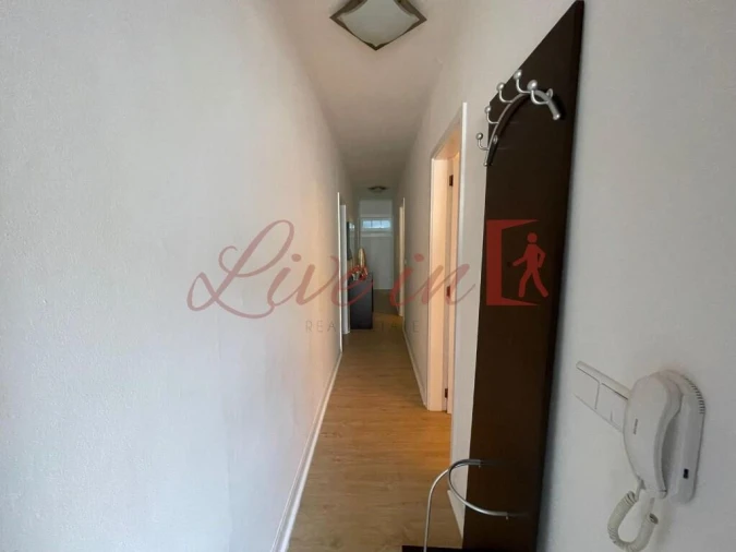 Moradia T4 para Venda em Santa Cruz Foto 5