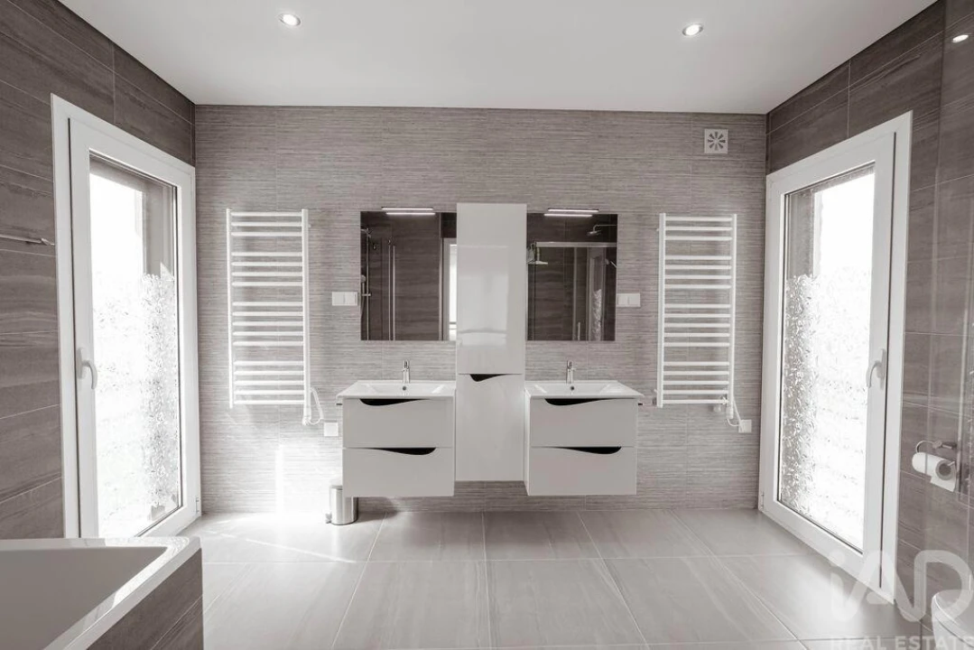 Moradia T5 para Venda em Vermelha Foto 20