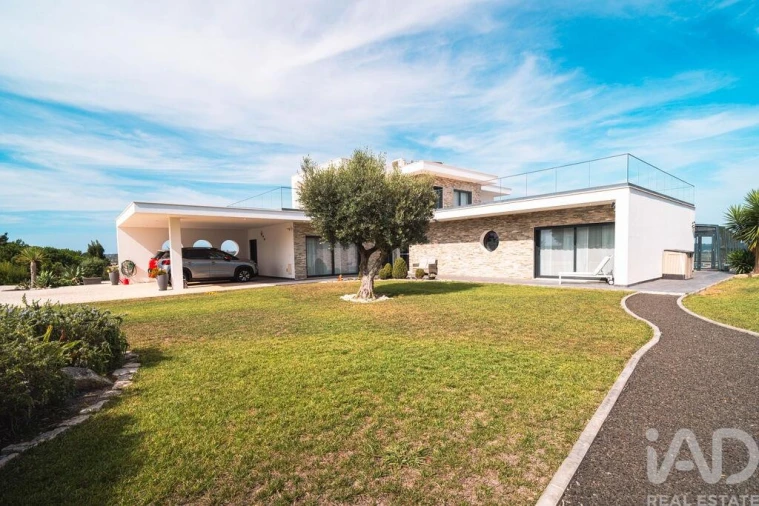 Moradia T5 para Venda em Vermelha Foto 2