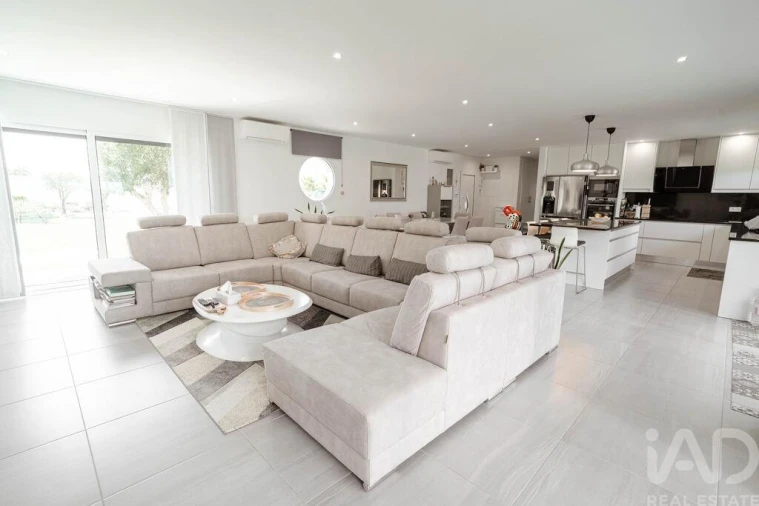 Moradia T5 para Venda em Vermelha Foto 7