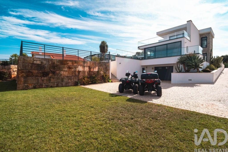 Moradia T5 para Venda em Vermelha Foto 28