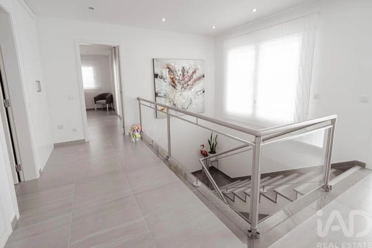 Moradia T5 para Venda em Vermelha Foto 20