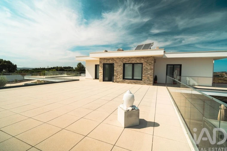 Moradia T5 para Venda em Vermelha Foto 22