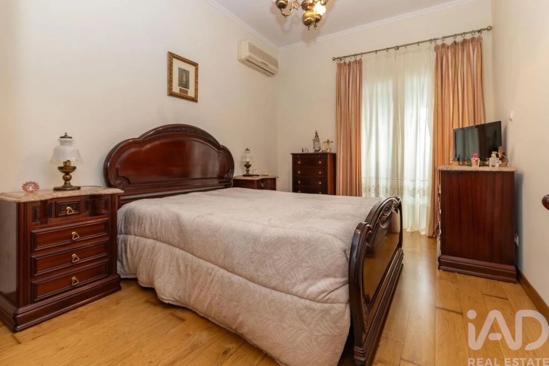 Apartamento T3 para Venda em Almada, Cova da Piedade, Pragal e Cacilhas Foto 9