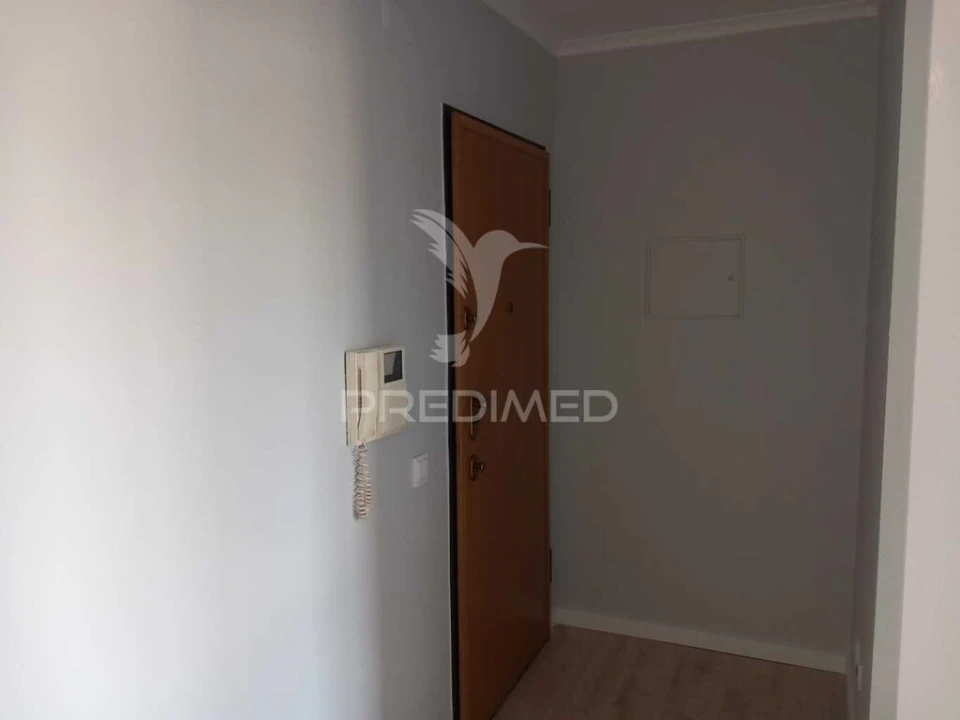 Apartamento T2 para Venda em Caparica e Trafaria Foto 2