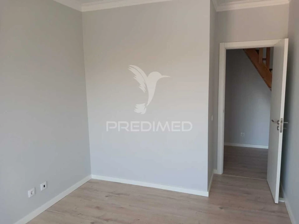 Apartamento T2 para Venda em Caparica e Trafaria Foto 7