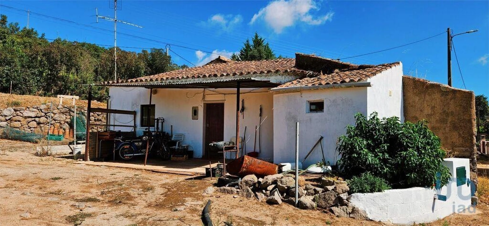 Moradia T2 para Venda em Monchique Foto 2