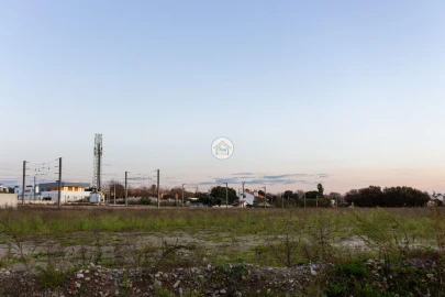 Terreno para Venda em Gulpilhares e Valadares