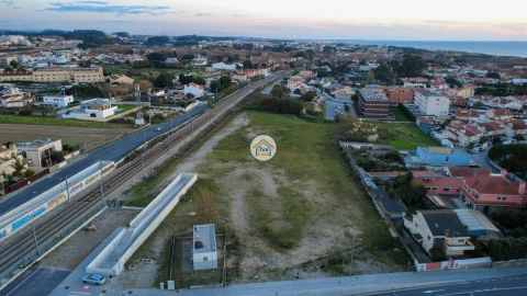 Terreno para Venda em Gulpilhares e Valadares