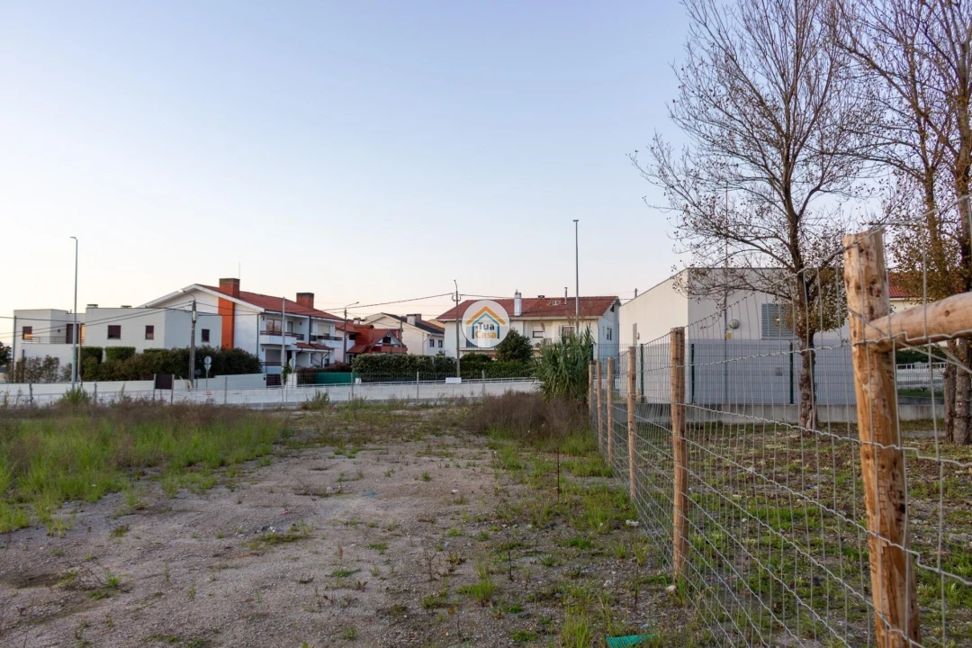 Terreno para Venda em Gulpilhares e Valadares Foto 19