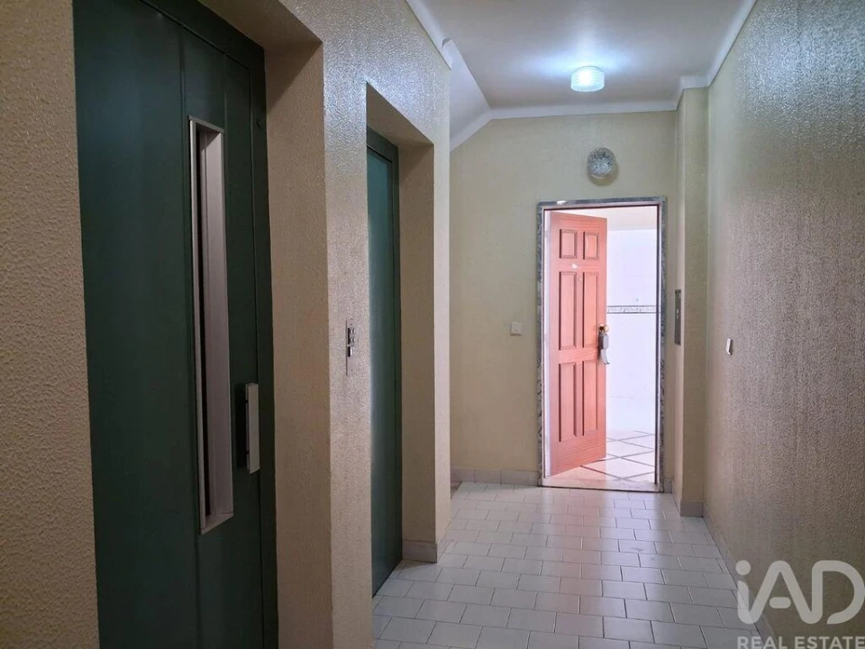 Apartamento T2 para Venda em Seixal, Arrentela e Aldeia de Paio Pires Foto 33