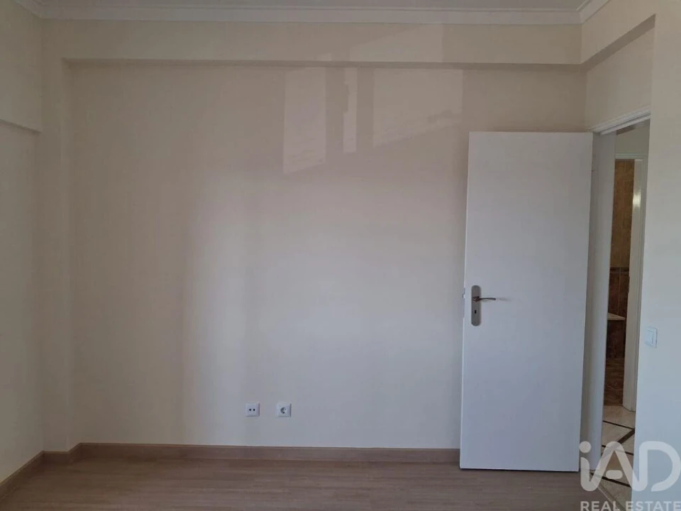 Apartamento T2 para Venda em Seixal, Arrentela e Aldeia de Paio Pires Foto 21