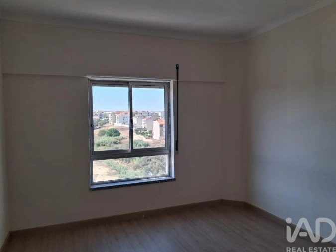 Apartamento T2 para Venda em Seixal, Arrentela e Aldeia de Paio Pires Foto 17