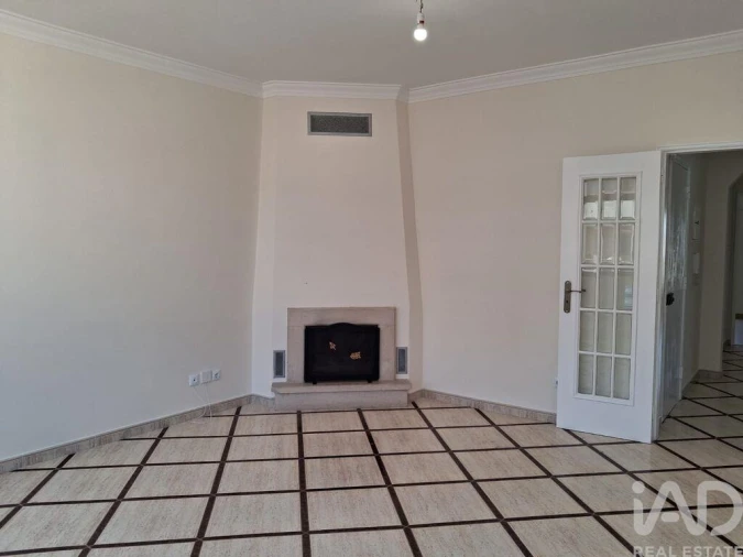 Apartamento T2 para Venda em Seixal, Arrentela e Aldeia de Paio Pires Foto 24