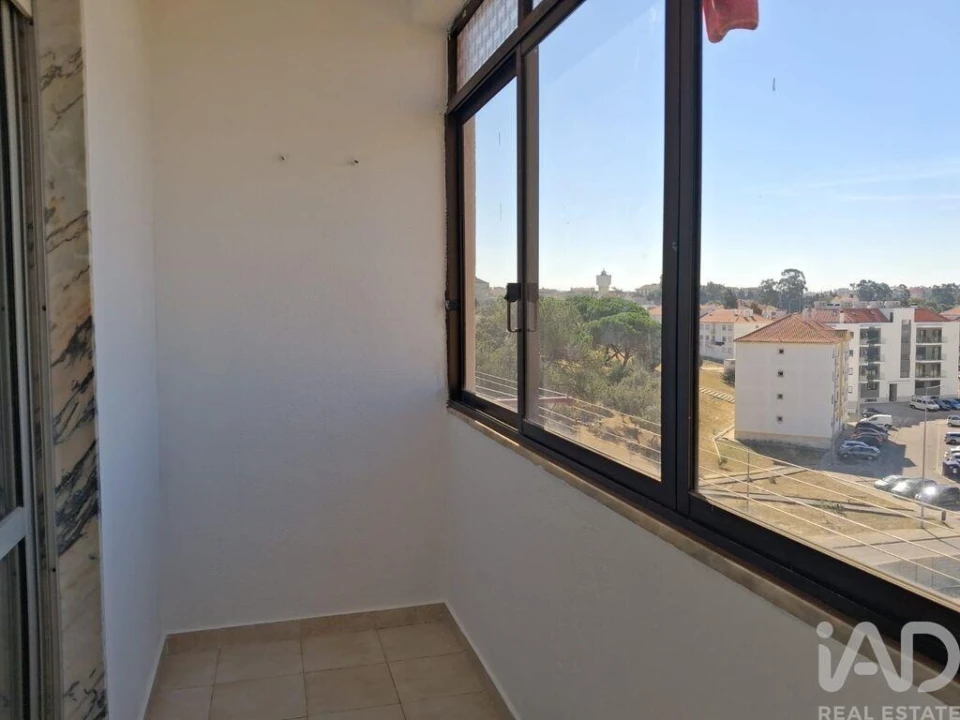 Apartamento T2 para Venda em Seixal, Arrentela e Aldeia de Paio Pires Foto 28